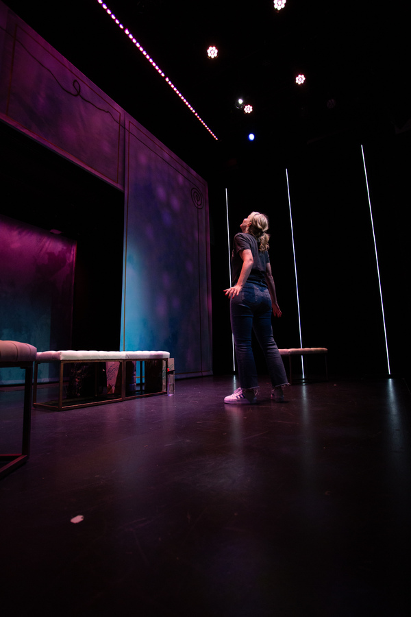 Photos: First Look at Jessica Hendy's WALKING WITH BUBBLES Off-Broadway Image
