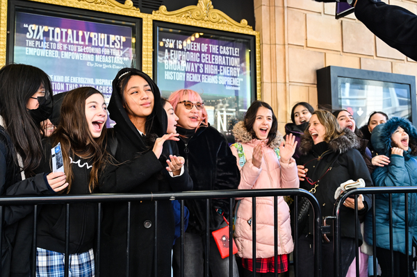 Photos: Local Students Attend SIX on Broadway Through TDF's Introduction to Theatre Program Image
