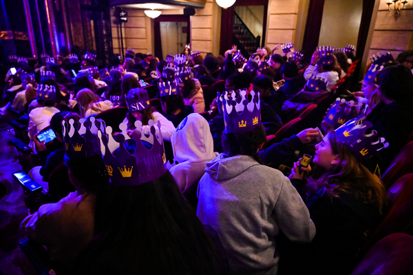 Photos: Local Students Attend SIX on Broadway Through TDF's Introduction to Theatre Program Image