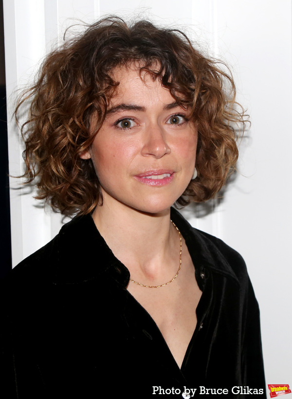 Photos: The Cast of GREY HOUSE Meets the Press Image