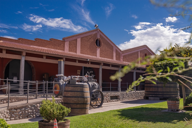 GRAFFIGNA WINERY-Ideal for Malbec Month 