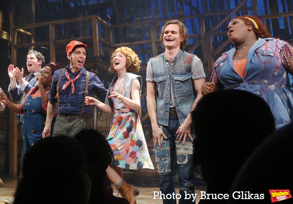 Photos: Go Inside SHUCKED Opening Night Curtain Call Image