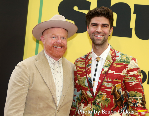 Photos: On the Red Carpet for Opening Night of SHUCKED Image