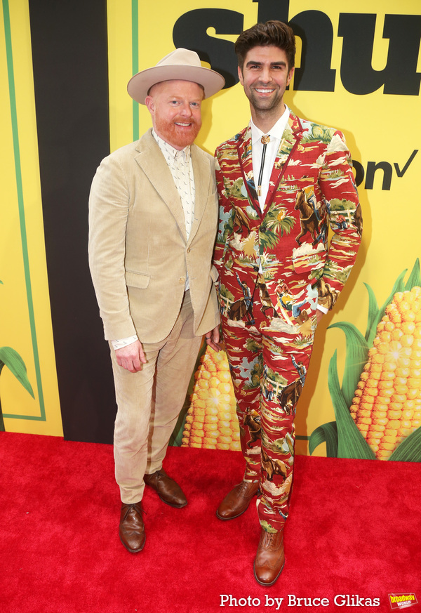 Photos: On the Red Carpet for Opening Night of SHUCKED Image