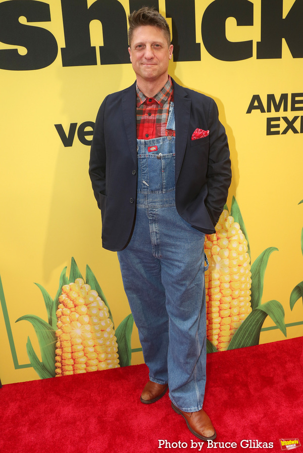 Photos: On the Red Carpet for Opening Night of SHUCKED Image
