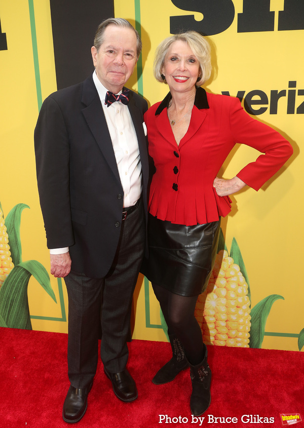 Photos: On the Red Carpet for Opening Night of SHUCKED Image