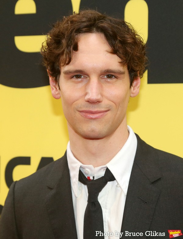 Photos: On the Red Carpet for Opening Night of SHUCKED Image