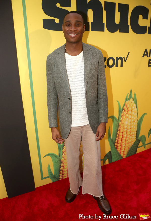 Photos: On the Red Carpet for Opening Night of SHUCKED Image