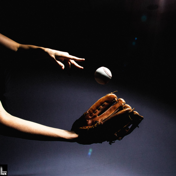 Photos: First Look At The Cast Of DAMN YANKEES At The Marriott Theatre Image