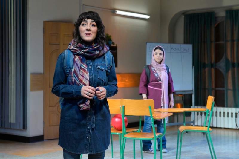 Review: ENGLISH at Berkeley Repertory Theatre Image