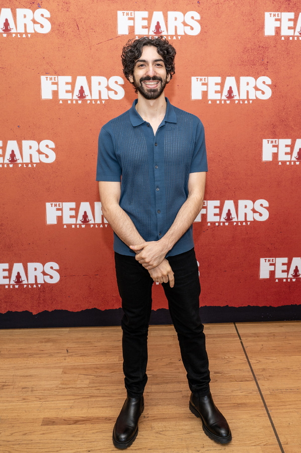 Photos: The Cast of Steven Soderbergh-Produced THE FEARS Meets The Press Image