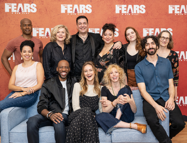 Photos: The Cast of Steven Soderbergh-Produced THE FEARS Meets The Press Image