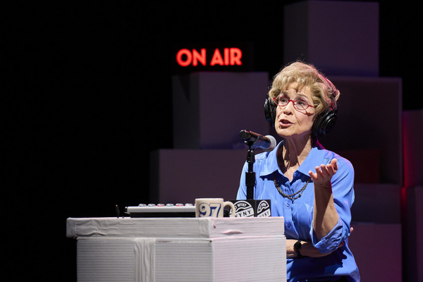 Photos: First Look At BECOMING DR. RUTH At Cleveland Play House Image