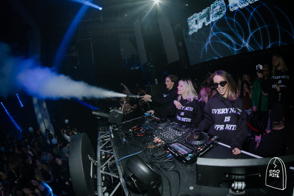 Photos: Ariana Madix, Katie Maloney and Scheana Shay of VANDERPUMP RULES Do A Surprise DJ Set at Emo Nite LA 