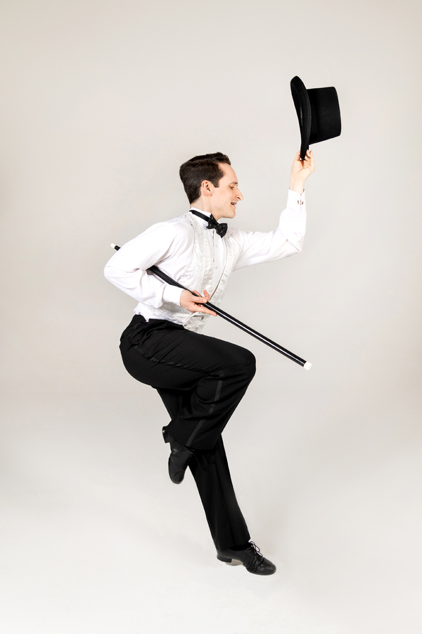 Photos: First Look at the Cast of Musical Theatre West's AN AMERICAN IN PARIS  Image