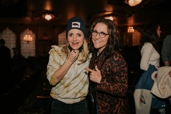 Photos: Julia Louis-Dreyfus Visits SWEENEY TODD on Broadway Image