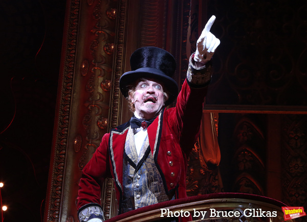 Photos: JoJo Takes Her First Bows as Satine in MOULIN ROUGE! THE MUSICAL Image