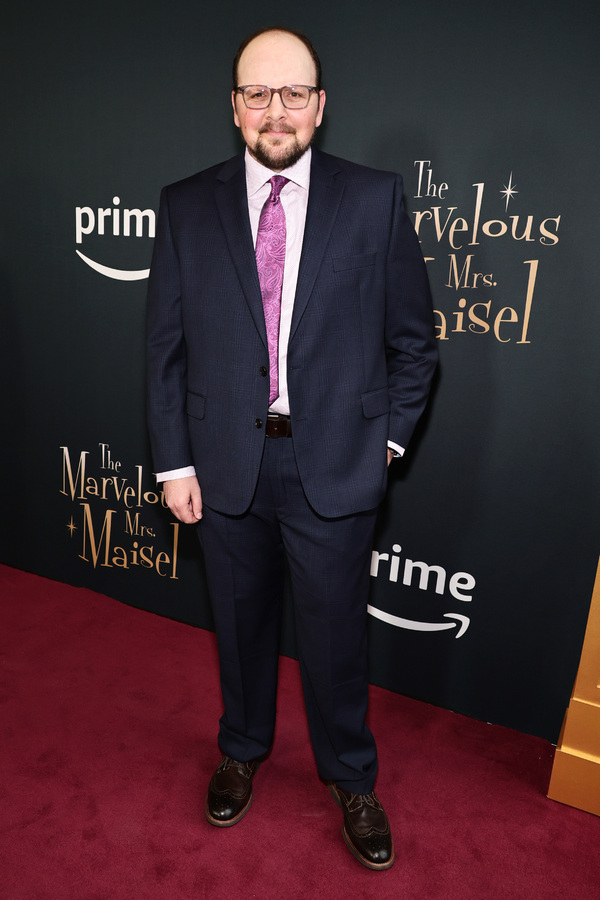 Photos: Sutton Foster, Rachel Brosnahan & More Attend THE MARVELOUS MRS. MAISEL Premiere Image