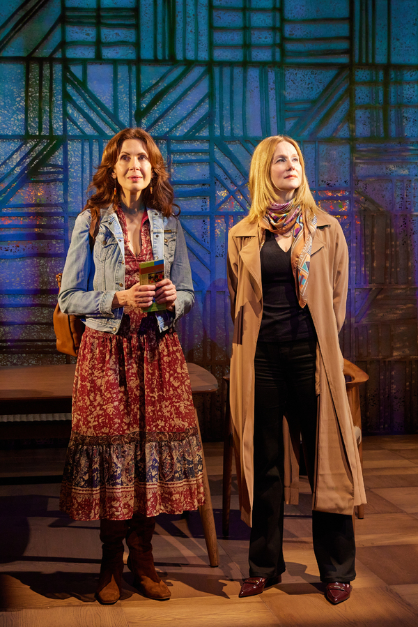 Photos: First Look at Laura Linney & Jessica Hecht in SUMMER, 1976 Image
