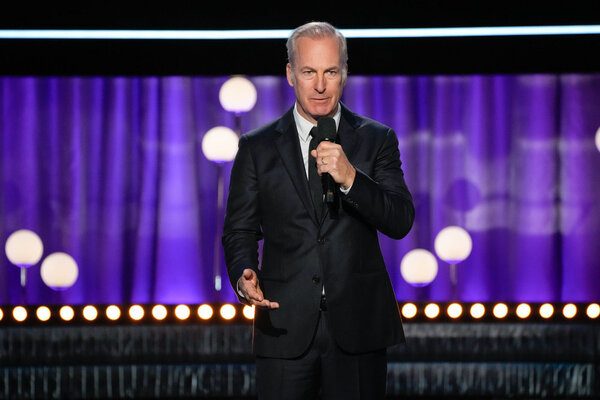 Photos: Inside Carol Burnett's NBC Special With Julie Andrews, Bernadette Peters & More Image