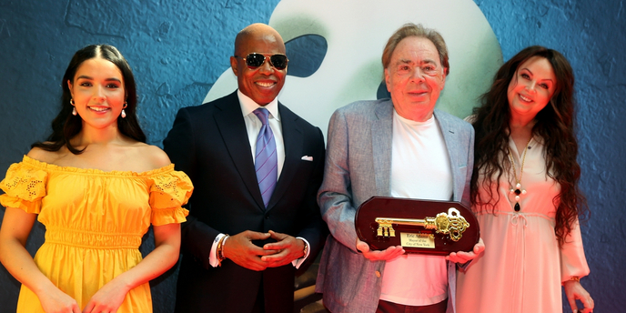 Photos: Mayor Eric Adams Awards Andrew Lloyd Webber The Key to the City of New York Photo
