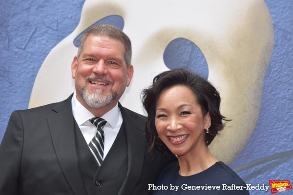 Photos: The Stars Arrive at Closing Night of THE PHANTOM OF THE OPERA Image