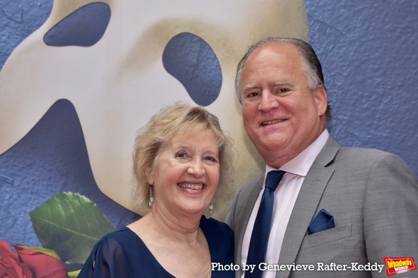 Photos: The Stars Arrive at Closing Night of THE PHANTOM OF THE OPERA Image