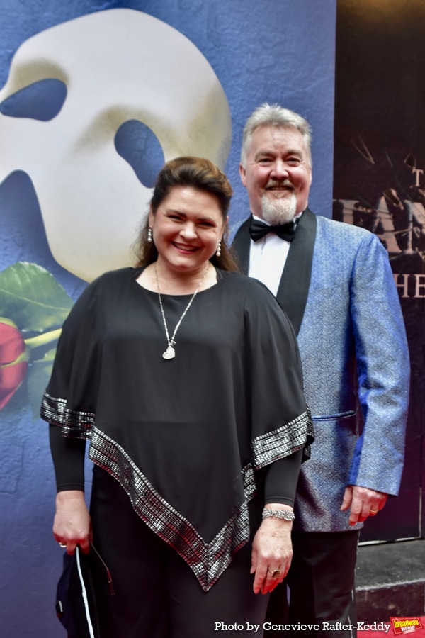 Photos: The Stars Arrive at Closing Night of THE PHANTOM OF THE OPERA Image