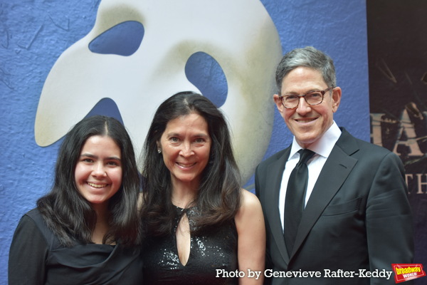 Photos: The Stars Arrive at Closing Night of THE PHANTOM OF THE OPERA Image