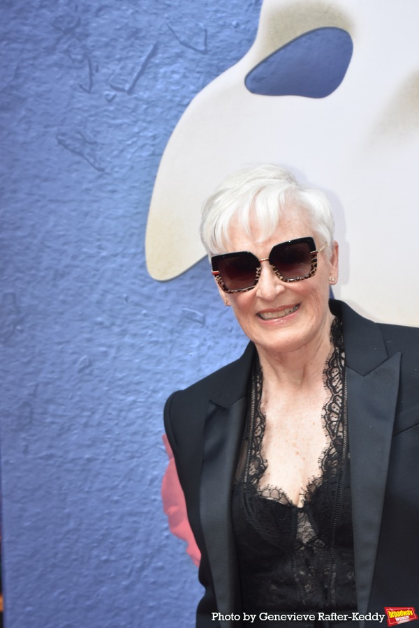 Photos: The Stars Arrive at Closing Night of THE PHANTOM OF THE OPERA Image