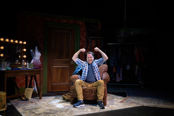 Photos: First Look at ROBIN & ME: MY LITTLE SPARK OF MADNESS Image