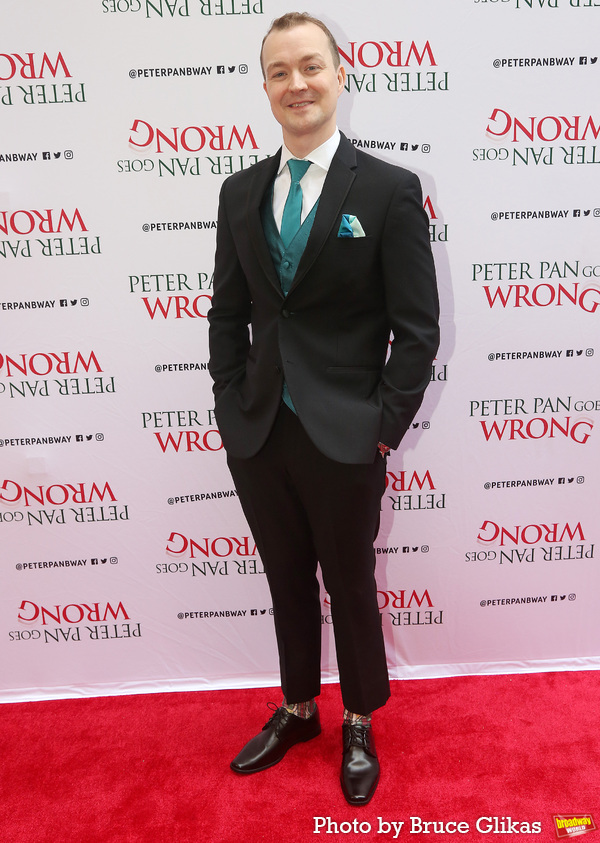 Photos: See Neil Patrick Harris & More at PETER PAN GOES WRONG Opening Night Image