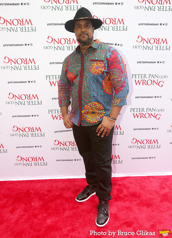 Photos: See Neil Patrick Harris & More at PETER PAN GOES WRONG Opening Night Image