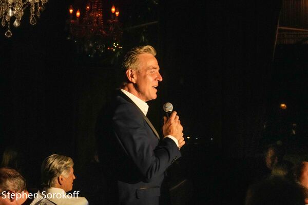 Photos: Todd Murray Croons at Cafe Centro Cabaret Image