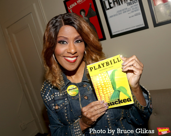 Photos: Reba McEntire, Sam Hunt, Sara Bareilles, & Jennifer Holliday Visit SHUCKED on Broadway Image