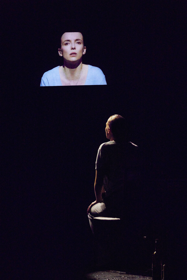 Photos: First Look at Jodie Comer in PRIMA FACIE on Broadway Image