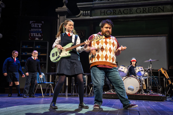 Photos: First Look at SCHOOL OF ROCK at Paramount Theatre Image
