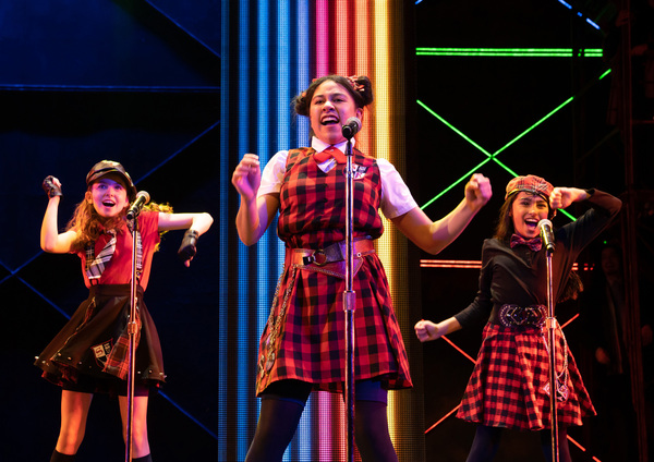 Photos: First Look at SCHOOL OF ROCK at Paramount Theatre Image
