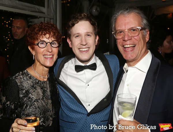 Alex Wyse and his parents Photo