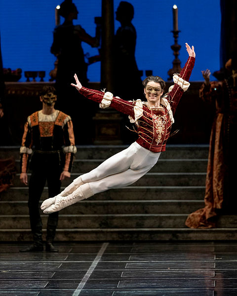Review: ROMEO & JULIET at San Francisco Ballet Concludes the Season on a Gloriously Romantic High Note Image