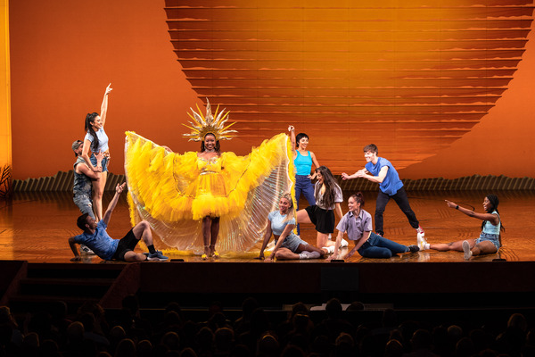 Photos/Video: Watch Highlights from Broadway Cares/Equity Fights AIDS' Easter Bonnet Competition Image