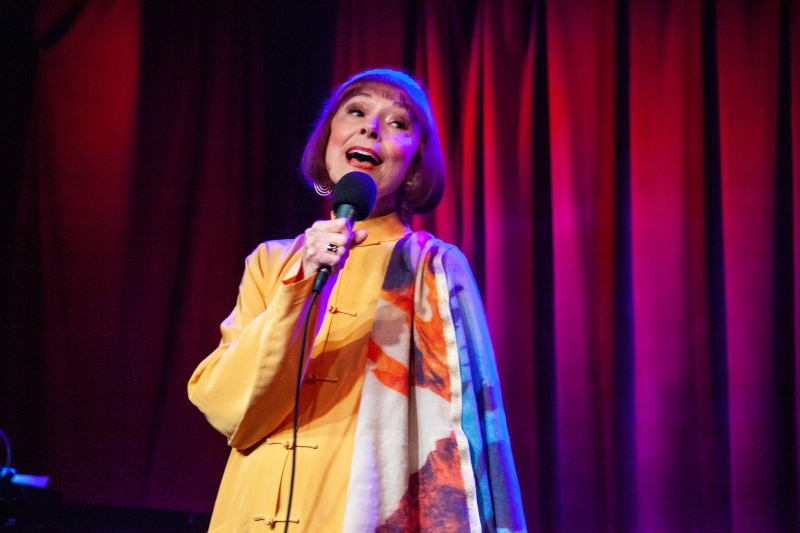 Review: Karen Akers Demonstrates Star And Staying Power With ABOUT TIME at Birdland Image
