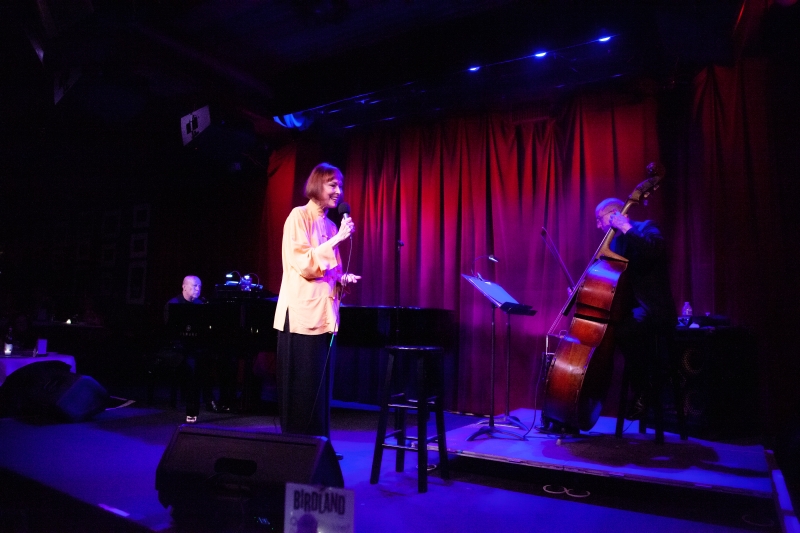 Review: Karen Akers Demonstrates Star And Staying Power With ABOUT TIME at Birdland Image