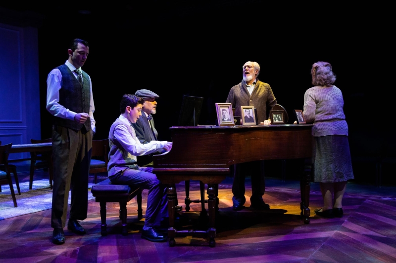 Review: PRAYER FOR THE FRENCH REPUBLIC is Beautifully Compelling at Actor's Express Image