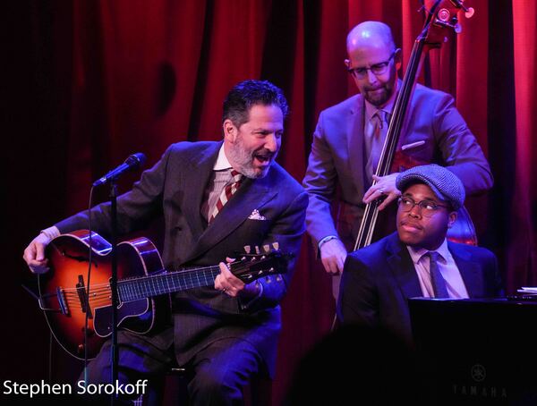 Photos: John Pizzarelli Debuts New Album 'Stage & Screen' at Birdland Image