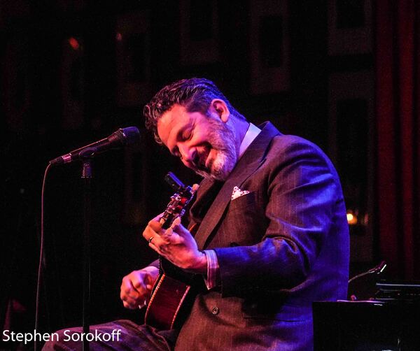 Photos: John Pizzarelli Debuts New Album 'Stage & Screen' at Birdland Image