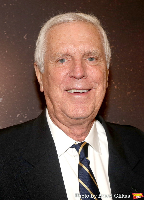 Photos: Stars Arrive on the Red Carpet at NEW YORK, NEW YORK! Opening Night! Image