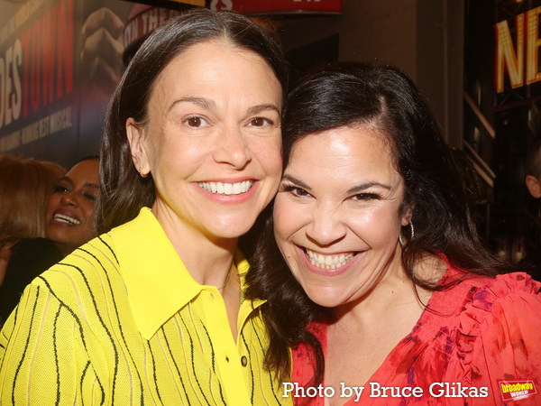 Photos: Stars Arrive on the Red Carpet at NEW YORK, NEW YORK! Opening Night! Image
