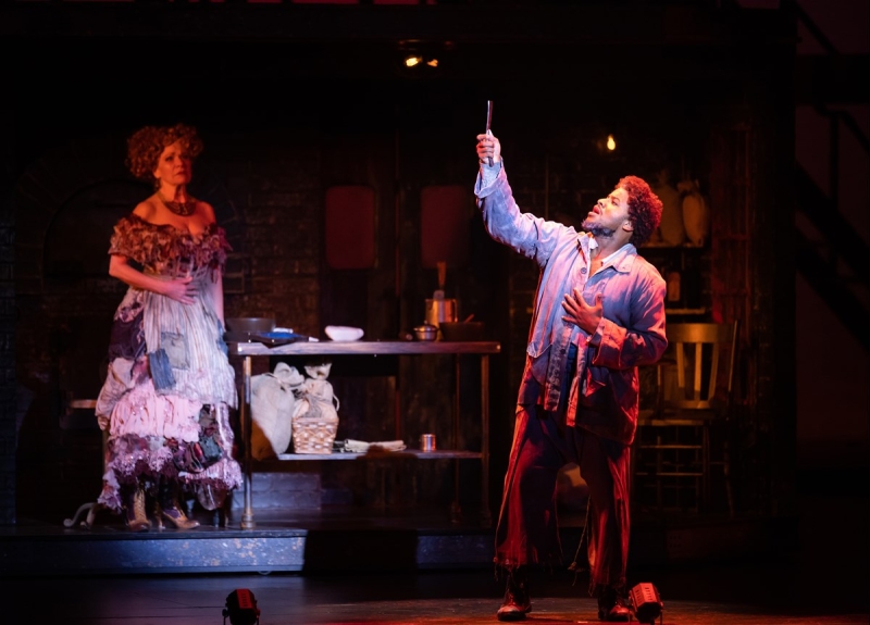 Review: SWEENEY TODD at The 5th Avenue Theatre 