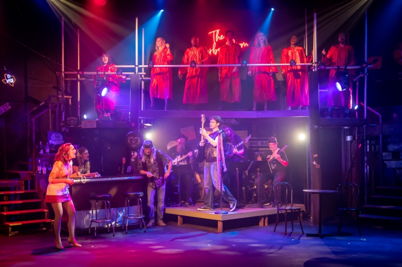 Review: ROCK OF AGES at TheatreZone Image